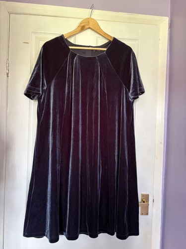 Twiggy dress size 18 - m&s,