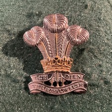 THE ROYAL WELSH CAP BADGE