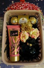 Lipsy London Love Eau De Toilette 30ml Shimmer Body Lotion 75ml🌹 🍫 Gift Basket