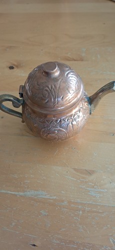 Lovely little decorative - lovely,