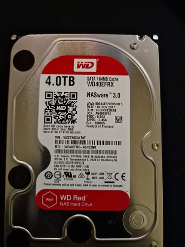 Red 4tb sata nas hard - 3.5",