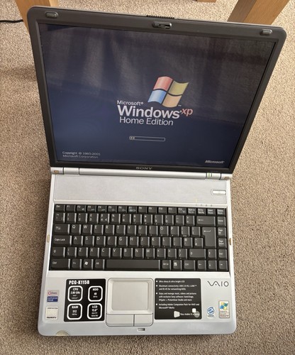 Sony vaio retro laptop windows - sony,