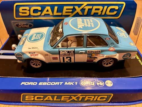 New scalextric c3029 ford - new,