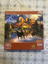 Mountain Horses Corner Piece