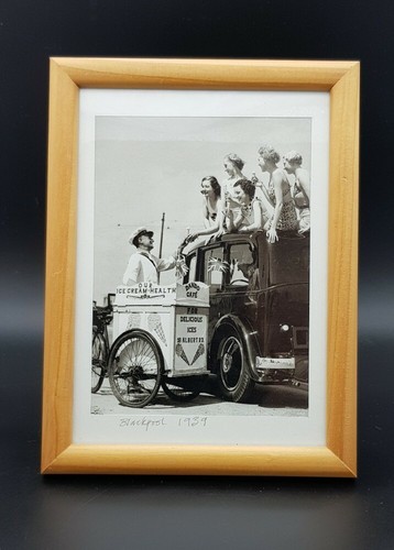 Framed vintage nouvelles - framed,