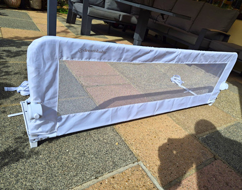 Dreambaby nicole bed - nicole, guard