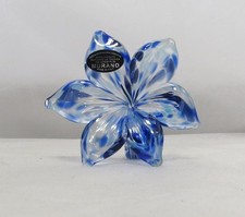 Murano Glass Flower – Blue & White Handmade Venetian Art Glass Ornament