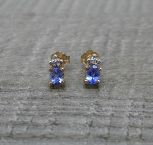 Gorgeous elegant 9ct yellow - gorgeous, &