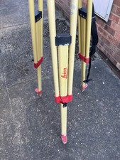 Leica survey tripod legs - tripod,