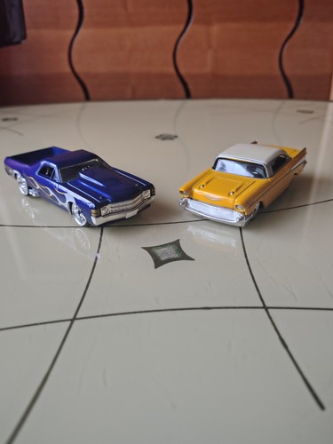 Hot wheels custom classics - hot,