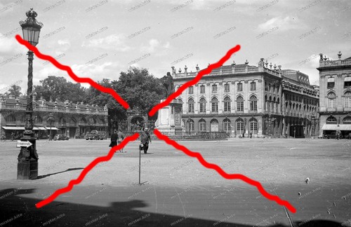 Negative-Nancy-France-Place