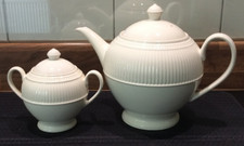 Wedgwood Windsor teapot and lidded sugar bowl