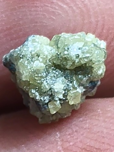 Rough diamond uncut - ct,