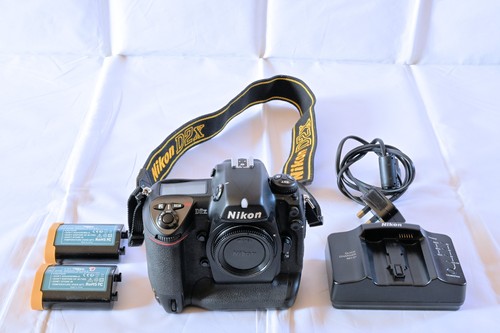 Nikon d2x 4mp - digital, slr