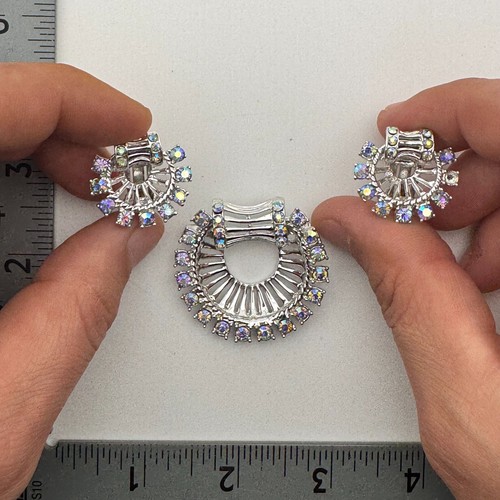 Vintage rhinestone clip - rhinestone, on