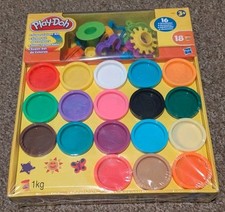 Play-Doh  Rainbow Super Colour