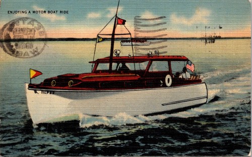 Cabin cruiser enjoying - enjoying, a
