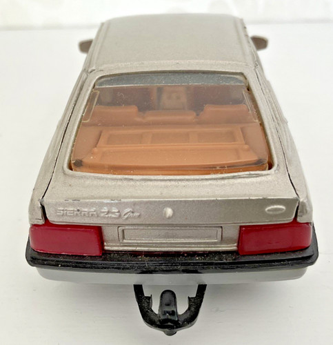 Corgi 299 ford sierra - 299,