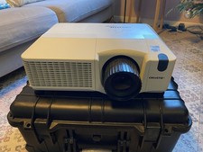 Christie projector lwu420 - christie,