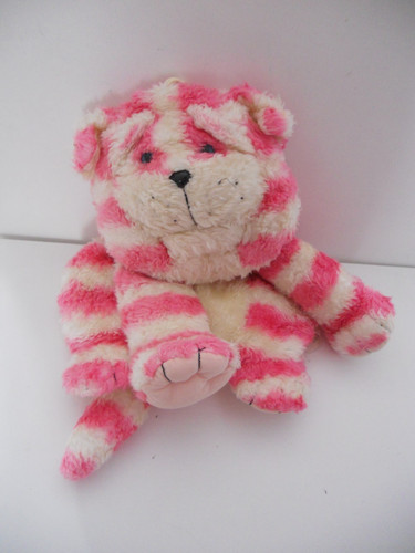 Vintage bagpuss hot - hot, water
