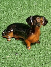 Beswick Black & Tan Dachshund Sausage Dog Sitting Vintage Figurine Ex Condition 