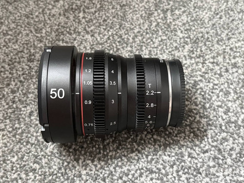 Meike 50mm manual focus - t2.2,