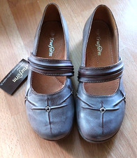 TRUEFORM Mary Jane Shoes Size