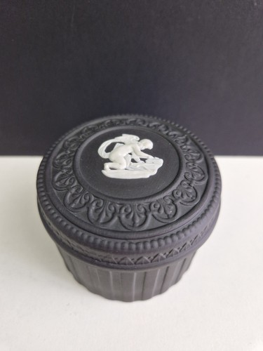 Wedgwood jasperware black - wedgwood,