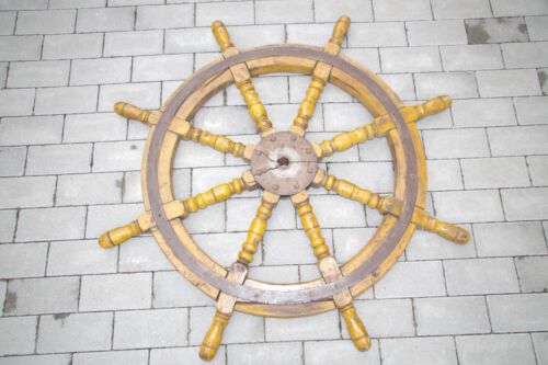 Old wood steering - steering, ship's