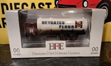 EFE 1/76 Scale E10901 AEC