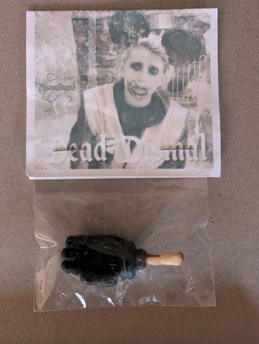 Dismaland 2015 dismal hand - 2015,