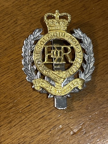 Royal engineers badge - engineers, stay