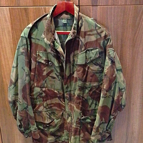 Camouflage military surplus - camouflage,