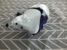 Blue and white glass polar