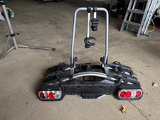 Land Rover /Range Rover Tow Bar Mounted 2 Cycle Carrier, excellent condition  