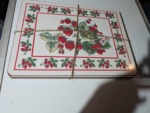 Vintage placemat strawberries - vintage,