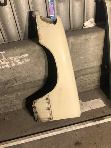 Mercedes w124 fender left - mercedes,