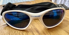 White Oakley Minute Sunglasses Blue Iridium Lenses Made In USA  Vintage 