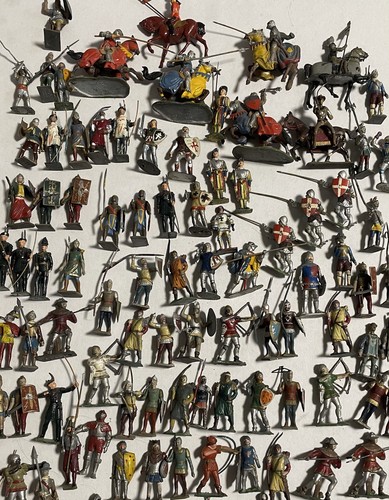 Vintage lead toy knights - lead, &