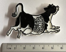 Plastic Collectible Pin Badge Great British Farming Cow Dairy 