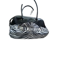 Large Ladies Weekend Bag.Black+White.used Once.Very Good Cond.52cmx40cm.approx.