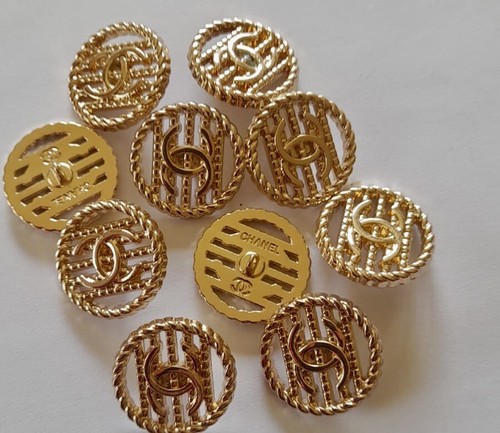 Chanel button set size - button,
