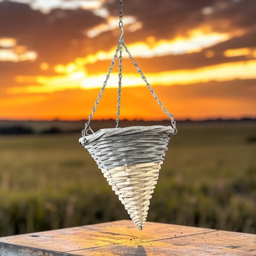 Hanging baskets cone rattan - cone,
