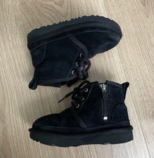Toddler UGG Neumel II Chukka Boots Suede Sheep Fur Wool lined Size 8