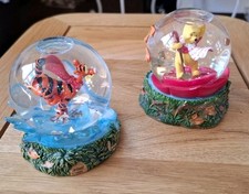 Disney Snow globe X 2 Blustery