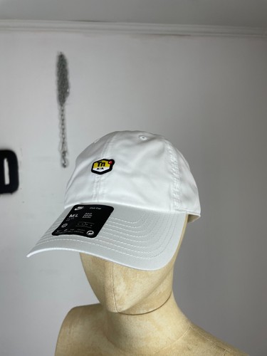 Nwt nike white - nwt, one