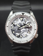 Seiko Mens Automatic Watch Modified Camouflage Scuba Divers 150M September 1994