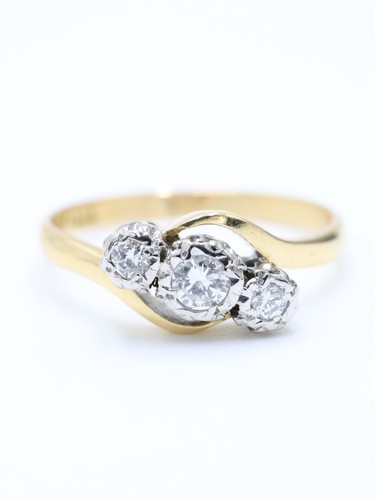 Gold diamond trilogy ring 18ct - gold,