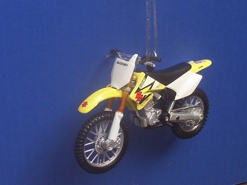 Suzuki 250 dirt bike - suzuki,