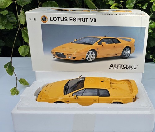 Autoart millennium lotus - autoart,